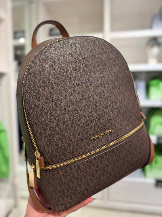 MOCHILA MICHAEL KORS MONOGRAMA DOBLE CIERRE