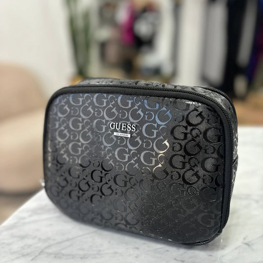 NECESERE COSMETIQUERO GUESS