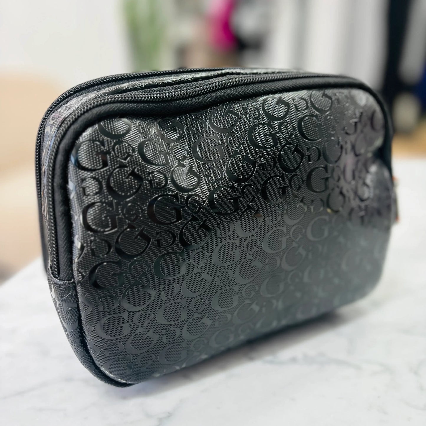 NECESERE COSMETIQUERO GUESS