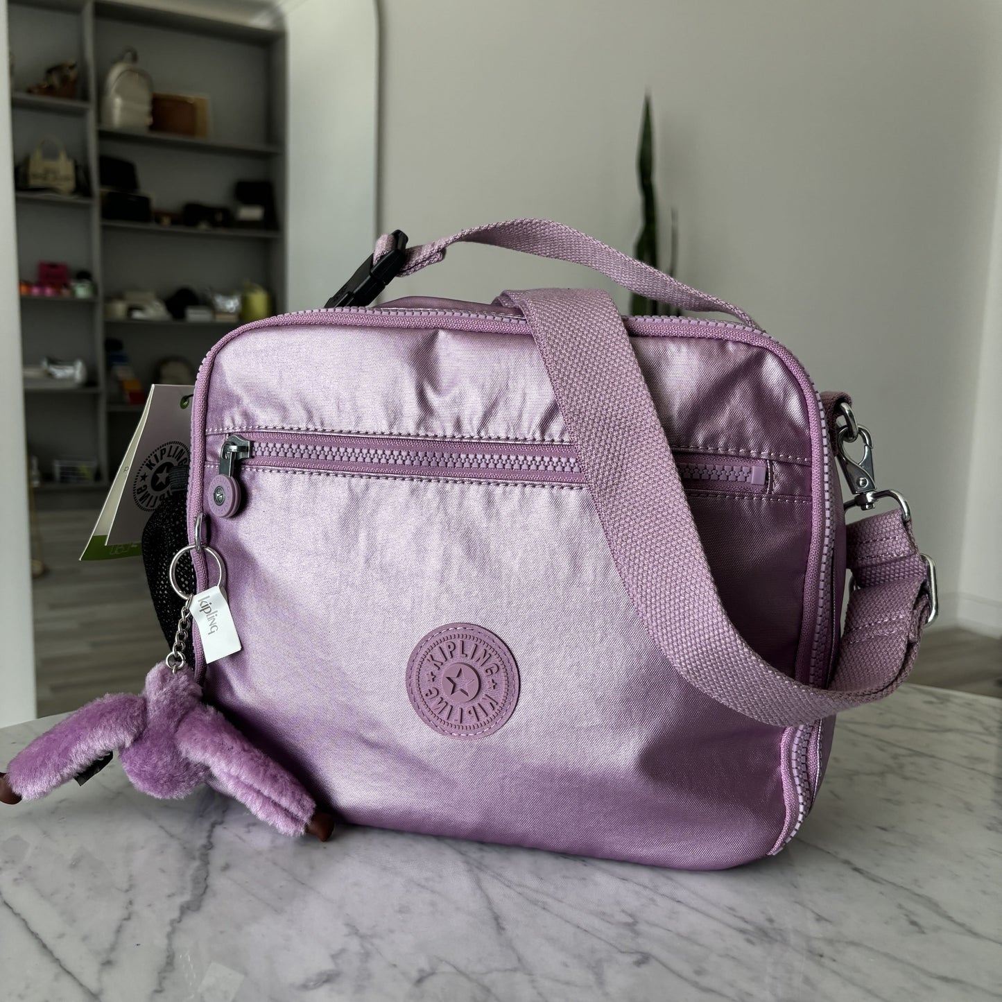 LONCHERA KIPLING ERMY BERRY METALLIC