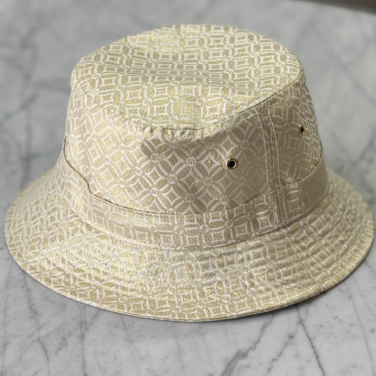 GORRO BUCKET MICHAEL KORS GOLD