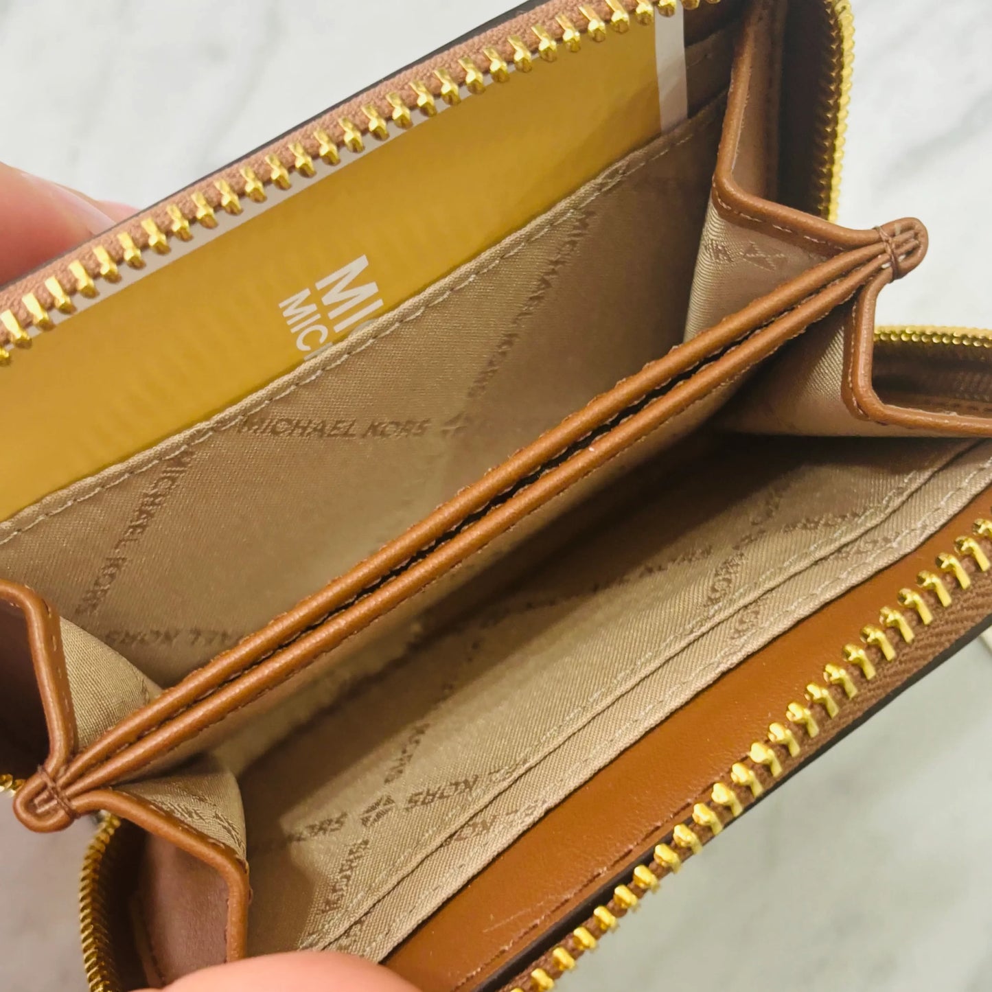 BILLETERA VAINILLA MICHAEL KORS