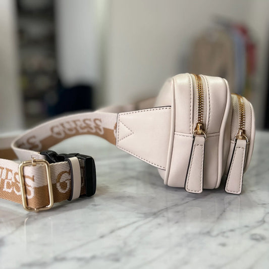 RIÑONERA GUESS NEMY MINI