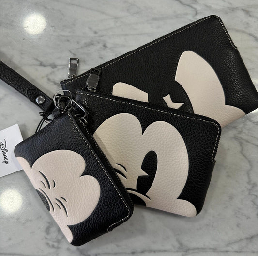 TRIO DE MONEDEROS DISNEY X COACH