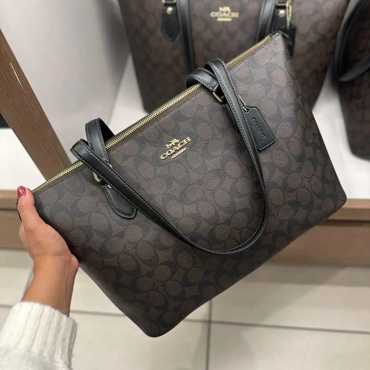 TOTE COACH BROWN