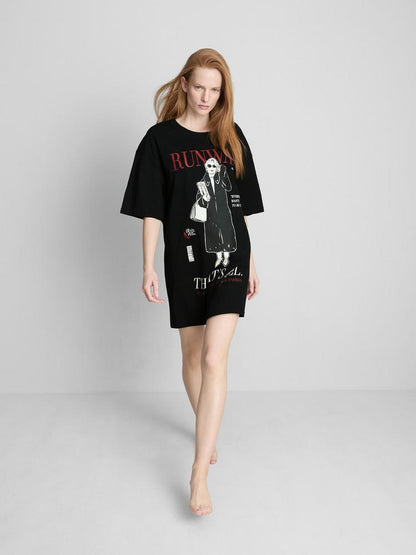 Pijama Runway diablo viste a la moda