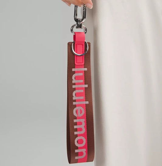 LLAVERO  LULULEMON